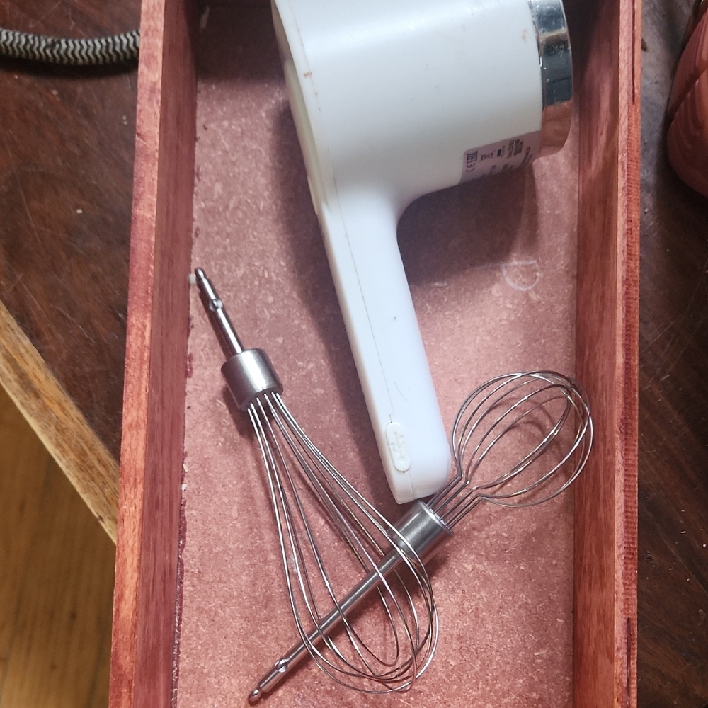 White Hand Mixer with Silver Whisk Attachment